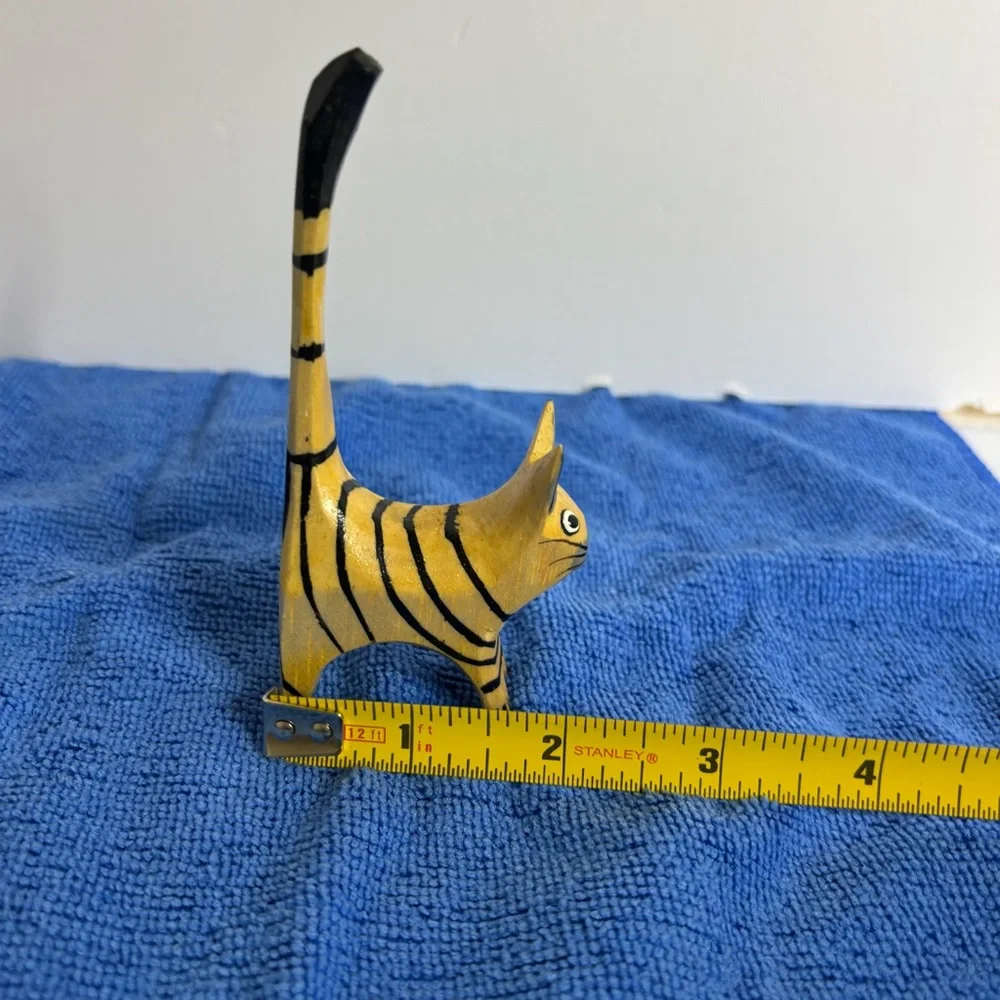 Handcrafted Cat Figurines - Black and Yellow